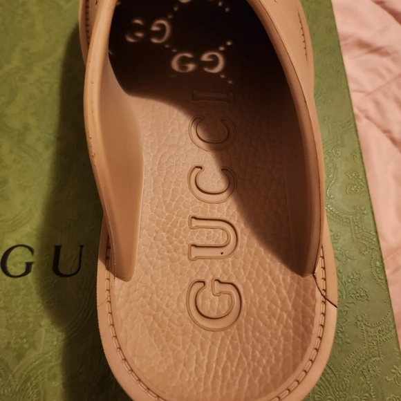 Gucci Clogs - Picture 8 of 15